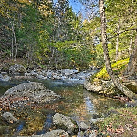 Remote Cabin With Fire Pit 3 Miles To Stowe Mtn! Ngoại thất bức ảnh