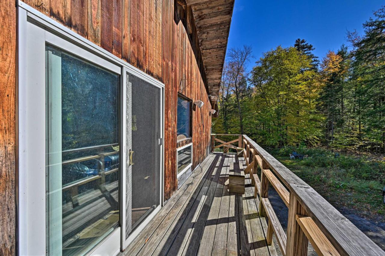 Remote Cabin With Fire Pit 3 Miles To Stowe Mtn! Ngoại thất bức ảnh